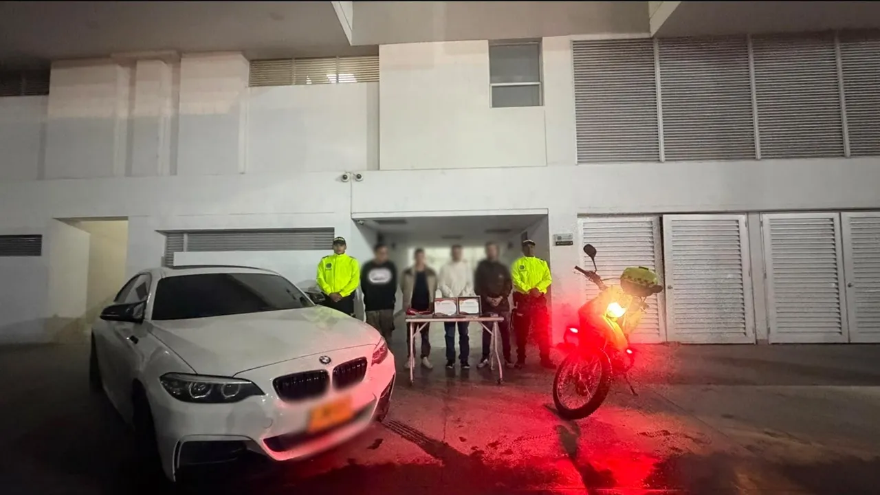 Estafadores tenían un BMW.